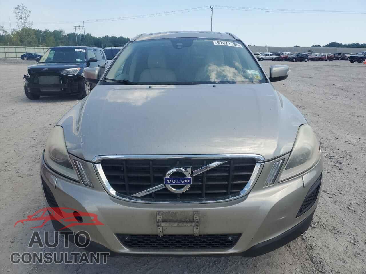 VOLVO XC60 2013 - YV4902DZ1D2425164