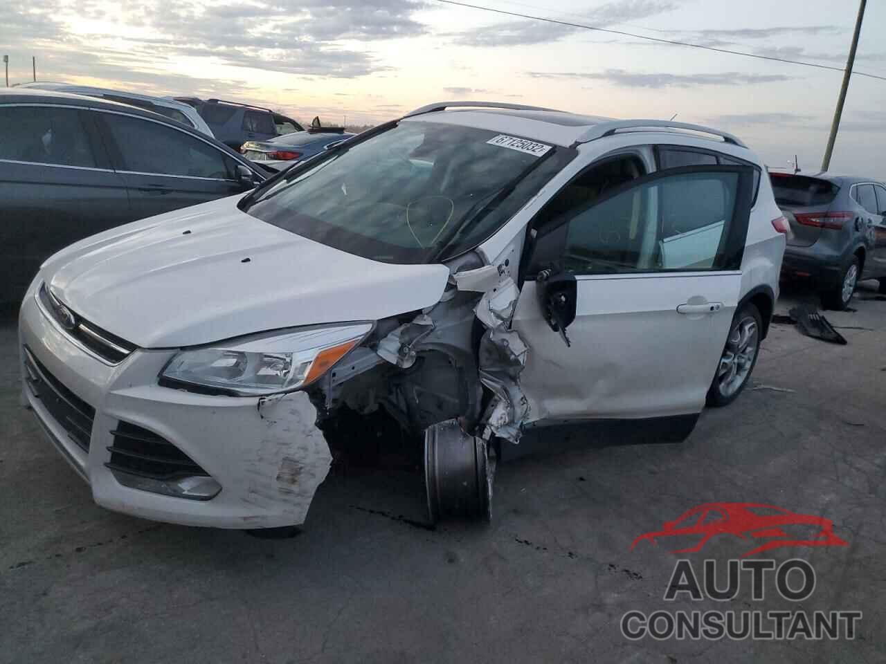 FORD ESCAPE 2016 - 1FMCU9JX7GUA94359