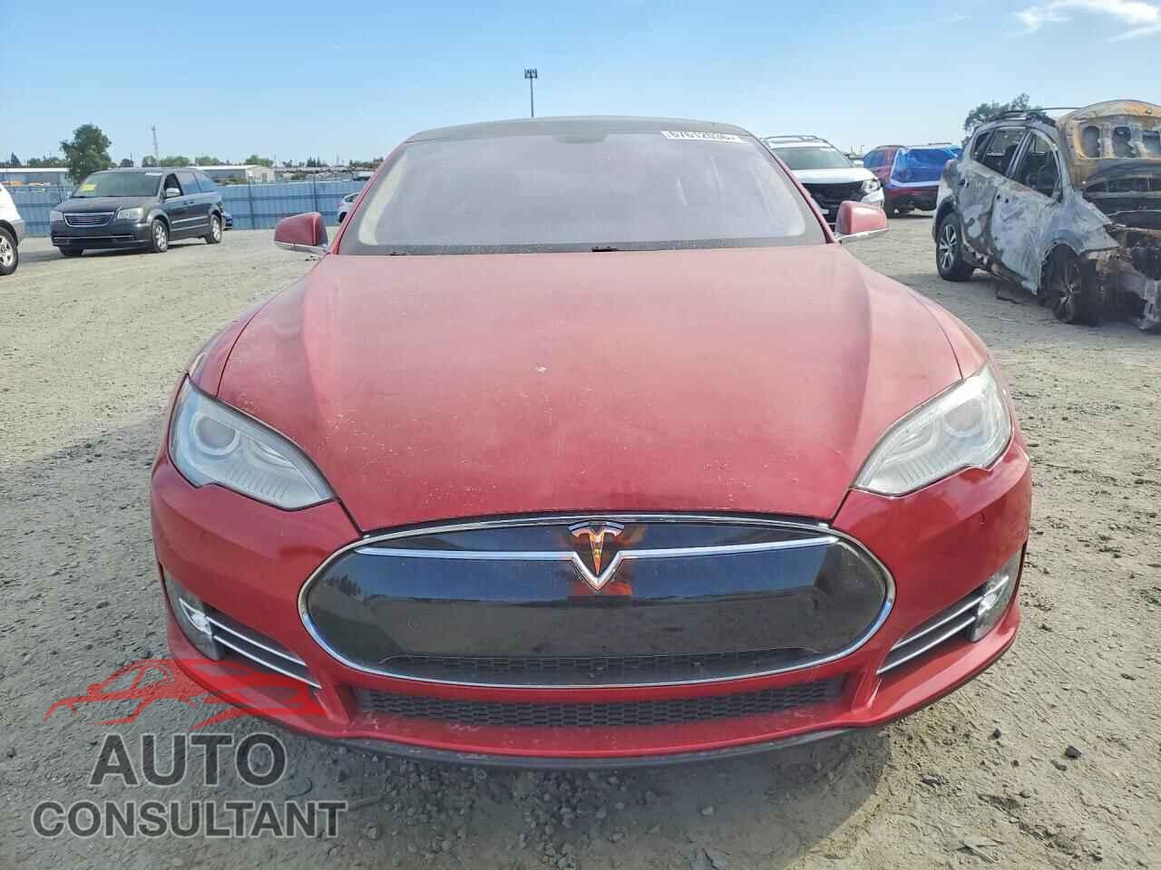 TESLA MODEL S 2013 - 5YJSA1CP8DFP22618