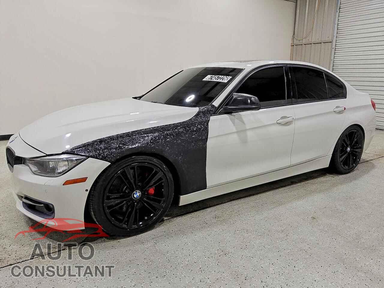 BMW 3 SERIES 2012 - WBA3A9G5XCNP35590