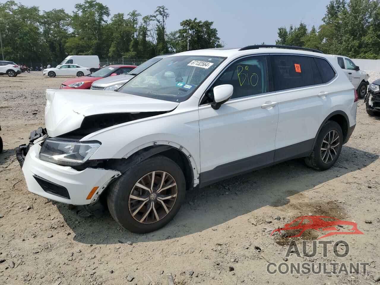 VOLKSWAGEN TIGUAN 2019 - 3VV3B7AX4KM144177