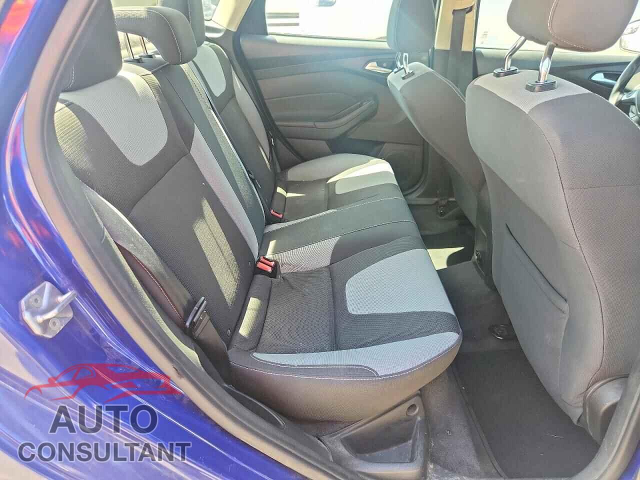 FORD FOCUS 2012 - 1FAHP3F25CL256748