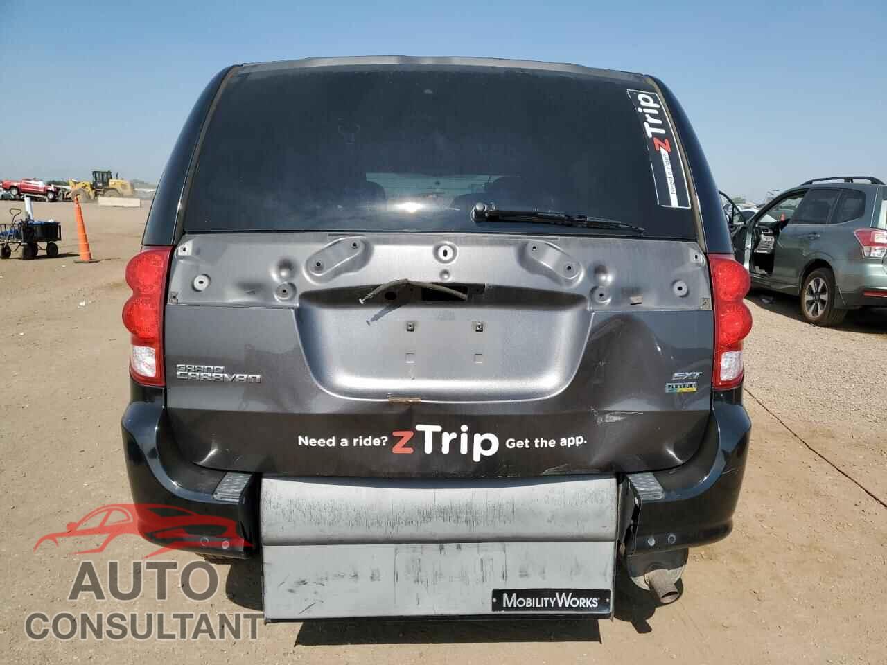 DODGE CARAVAN 2015 - 2C4RDGCG4FR584706