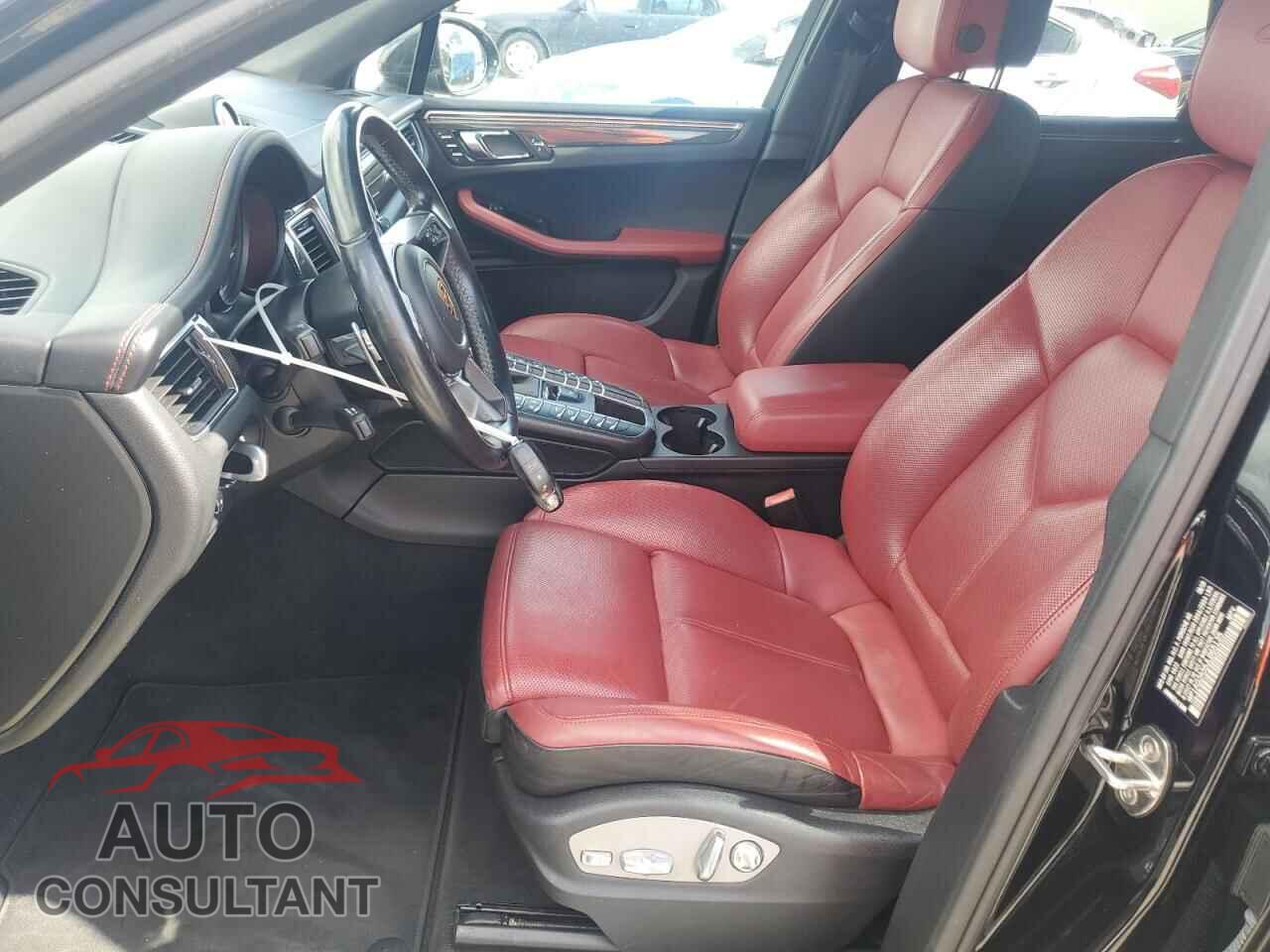 PORSCHE MACAN 2018 - WP1AG2A56JLB65135