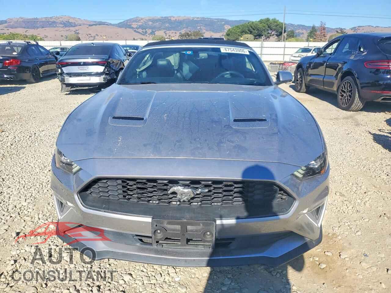 FORD MUSTANG 2020 - 1FATP8UH1L5125786