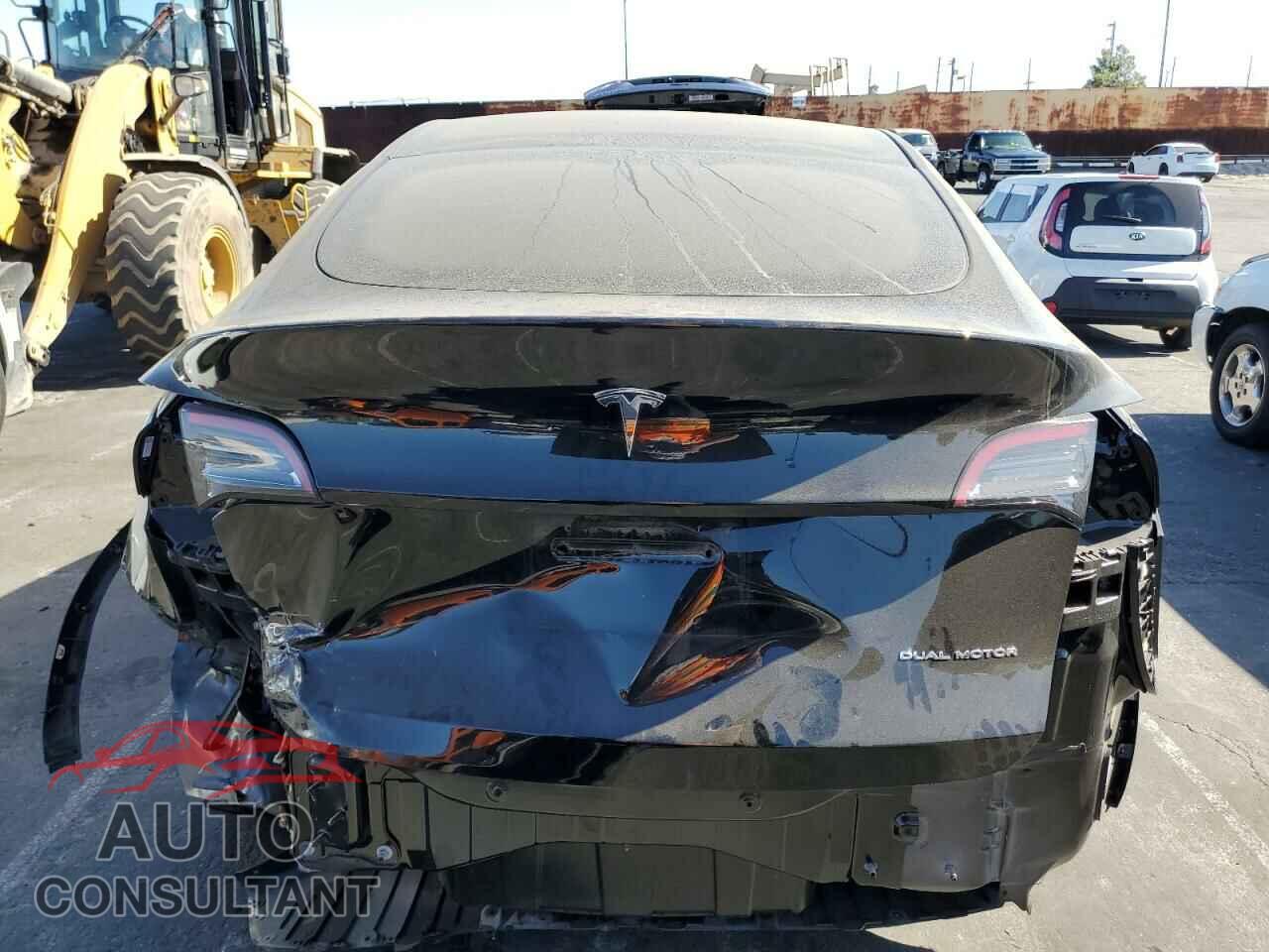 TESLA MODEL Y 2023 - 7SAYGAEE2PF941022