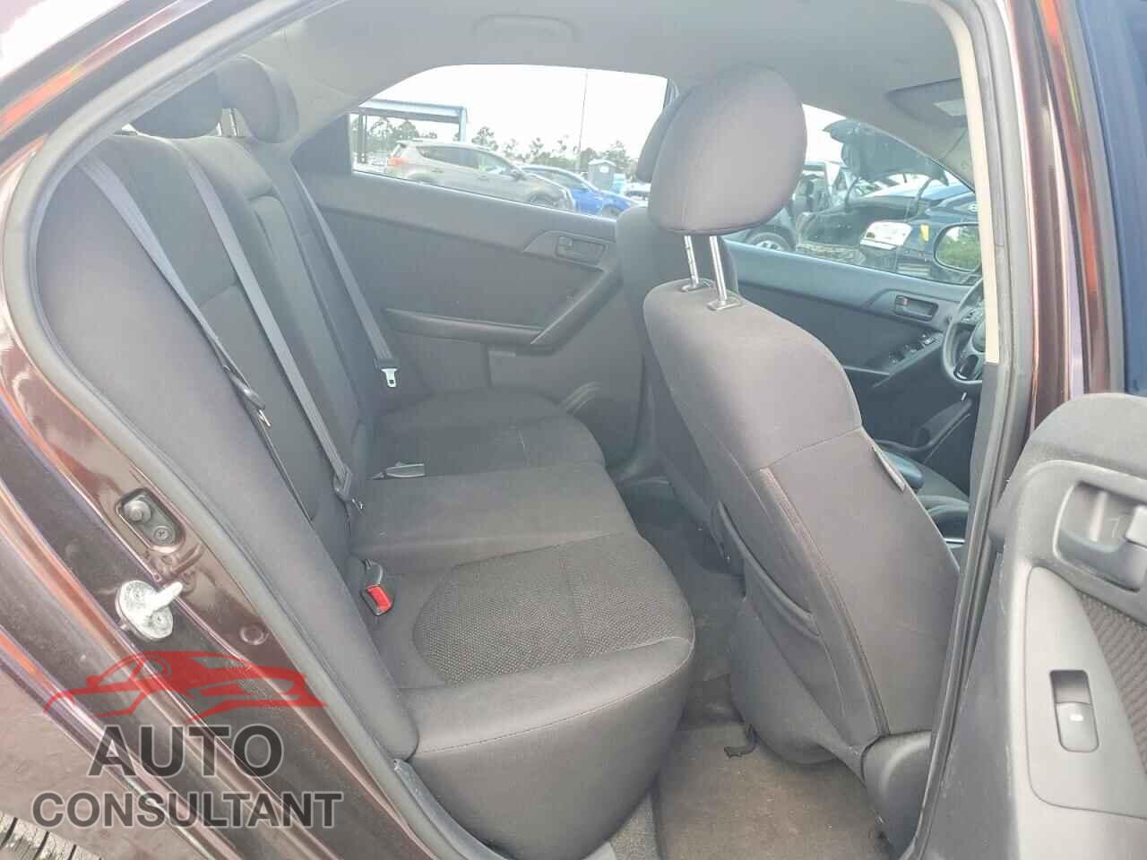 KIA FORTE 2011 - KNAFU4A21B5459529