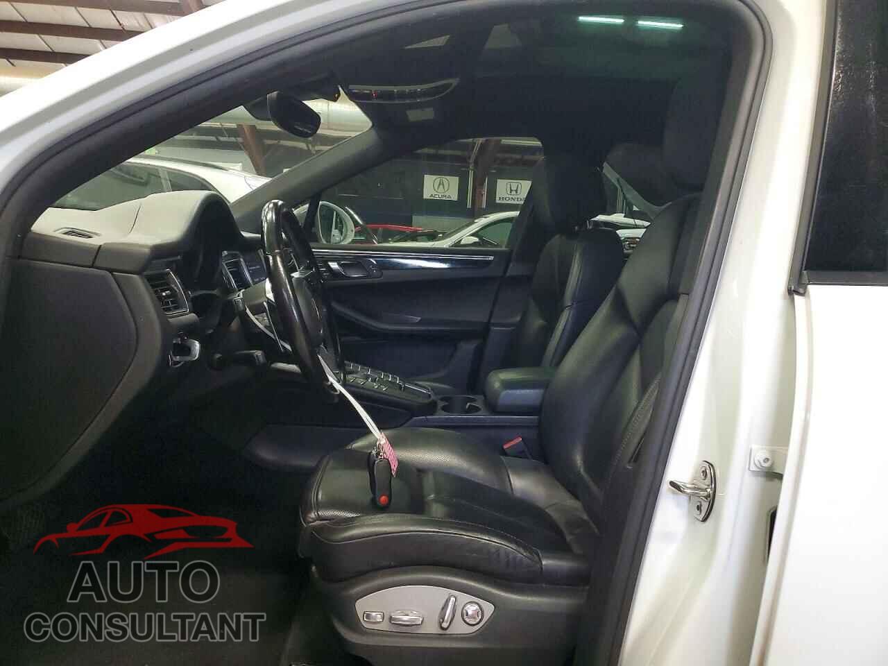 PORSCHE MACAN 2017 - WP1AA2A57HLB08065