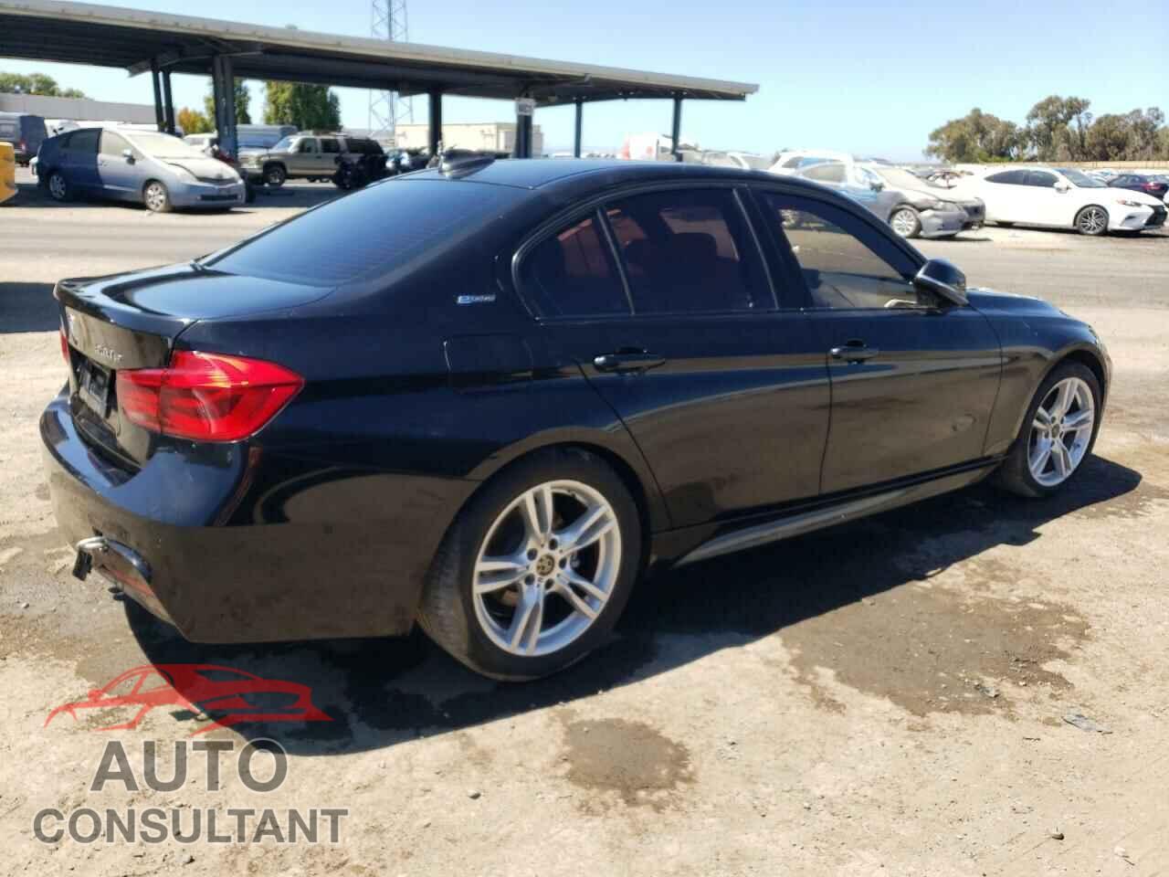 BMW 3 SERIES 2016 - WBA8E1C59GK479693