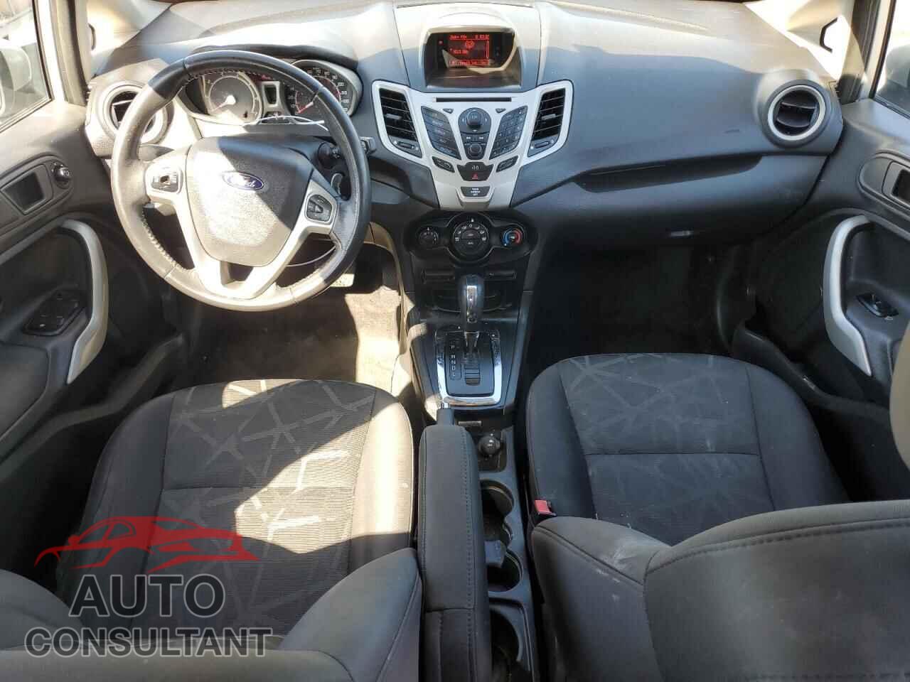 FORD FIESTA 2013 - 3FADP4EJ2DM147080