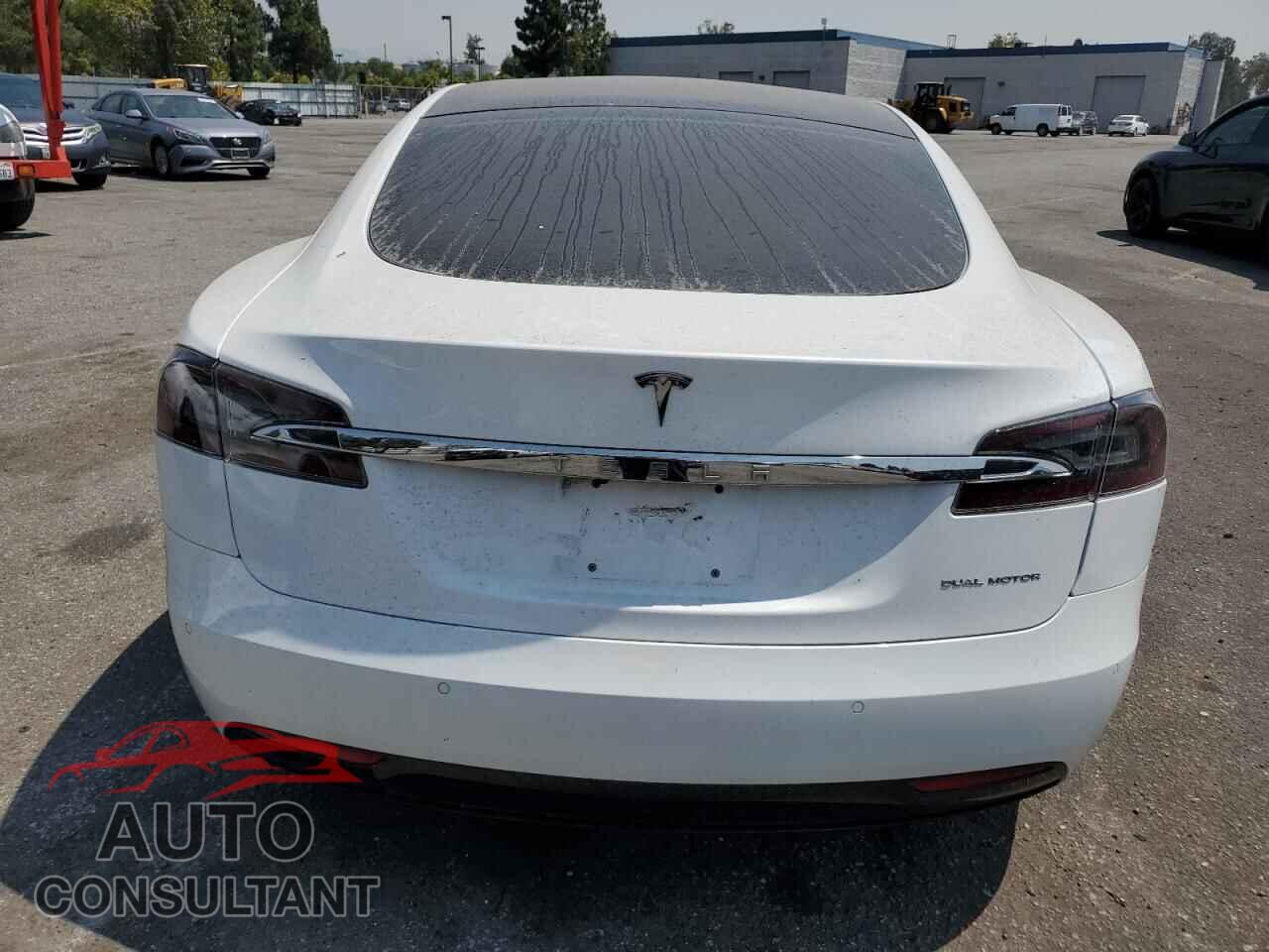 TESLA MODEL S 2020 - 5YJSA1E29LF415619