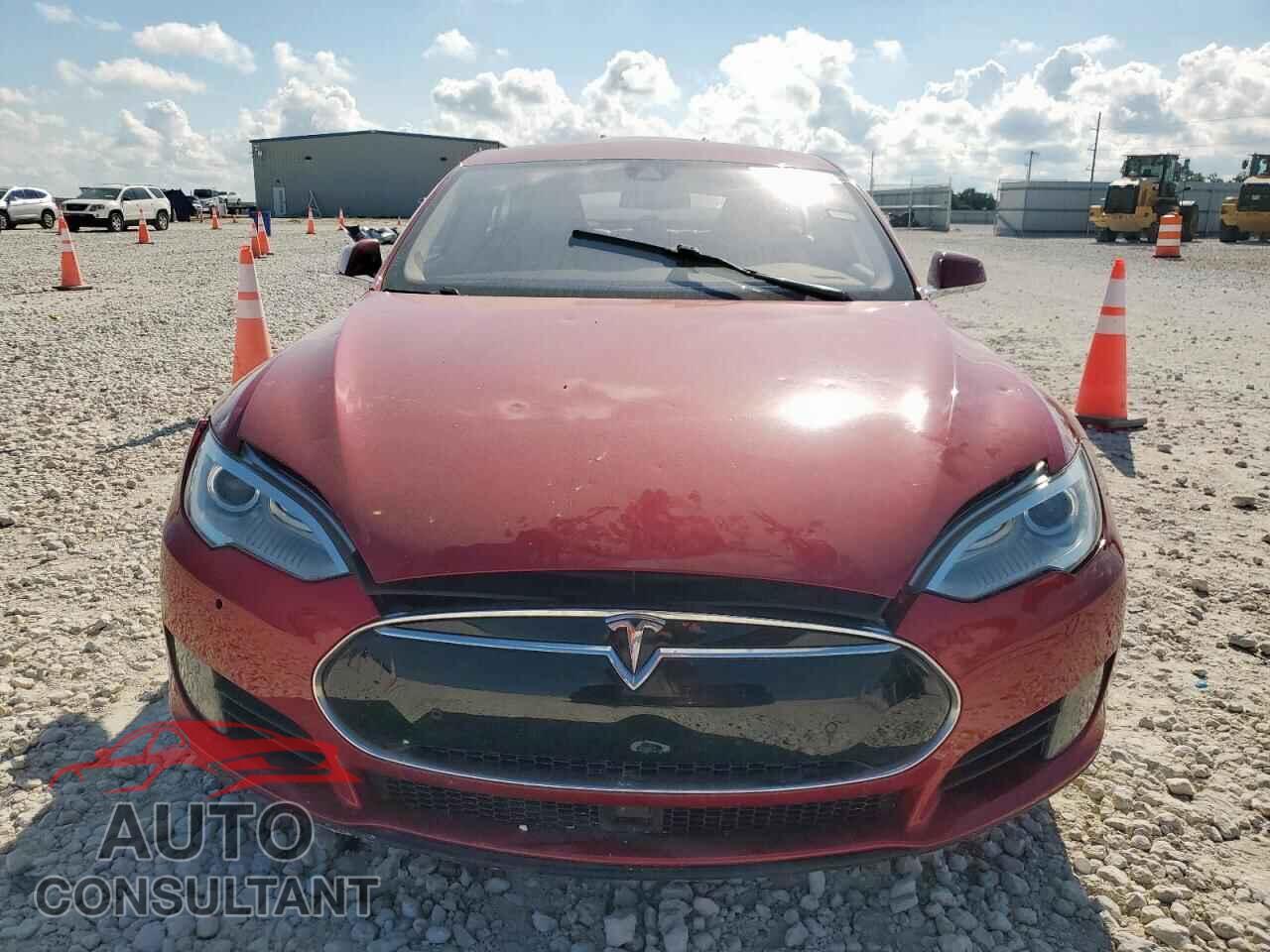 TESLA MODEL S 2014 - 5YJSA1S12EFP45245