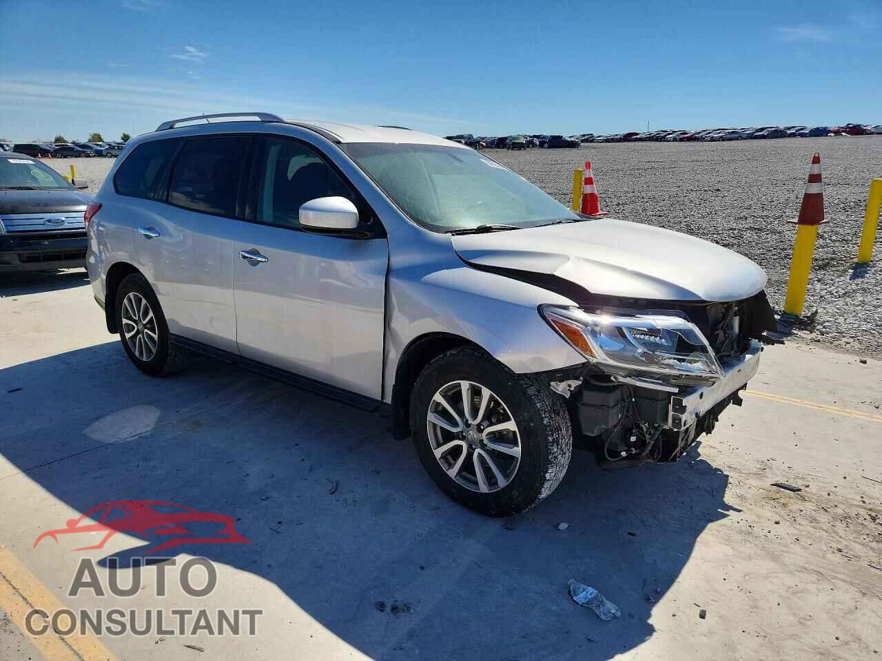 NISSAN PATHFINDER 2015 - 5N1AR2MN2FC708149