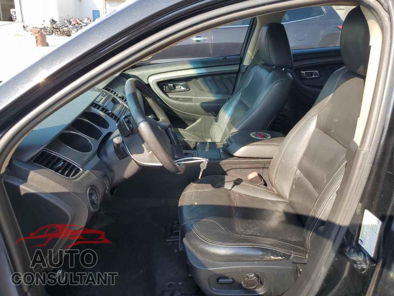FORD TAURUS 2011 - 1FAHP2EW5BG102093