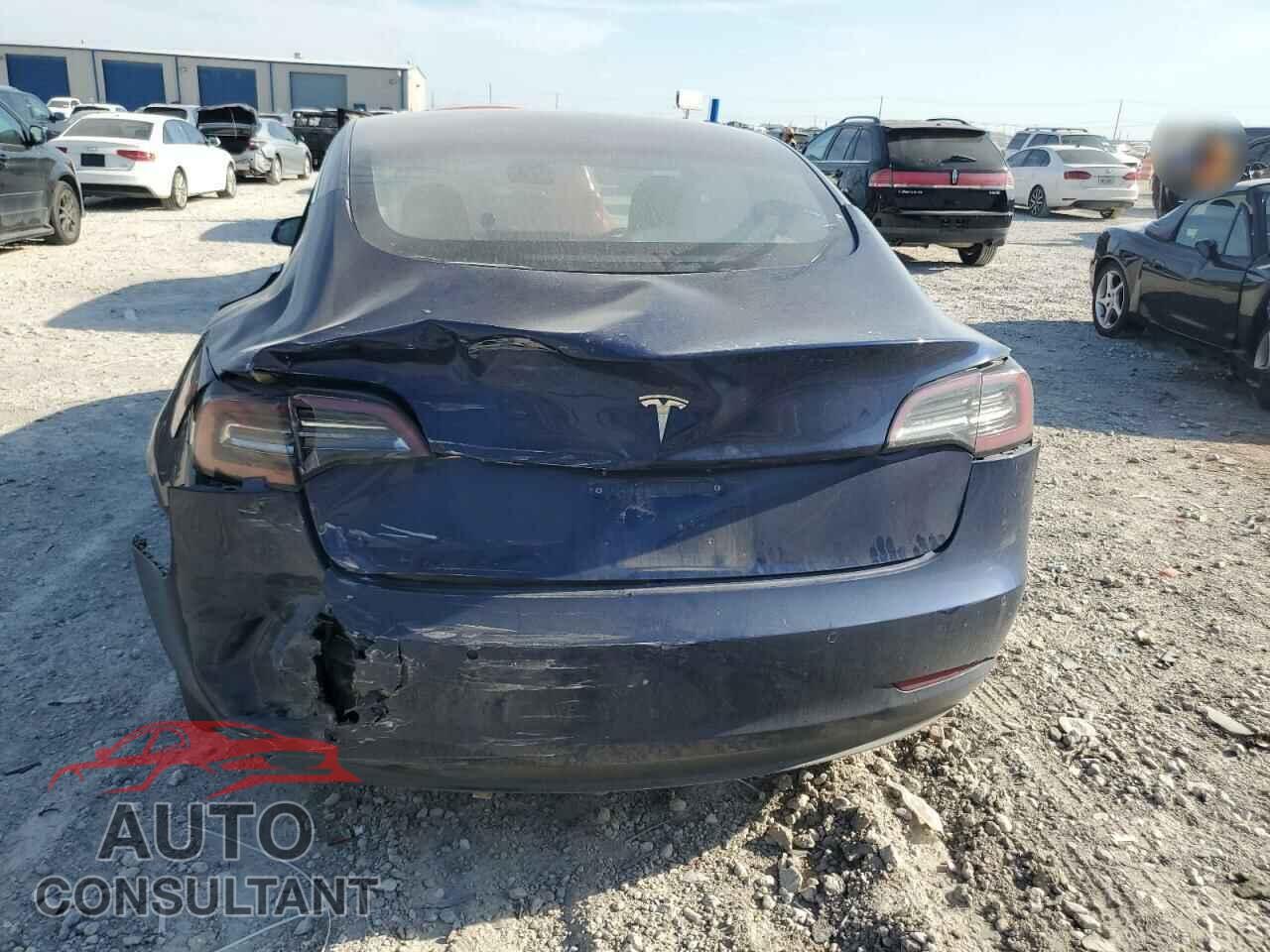 TESLA MODEL 3 2019 - 5YJ3E1EA7KF299206
