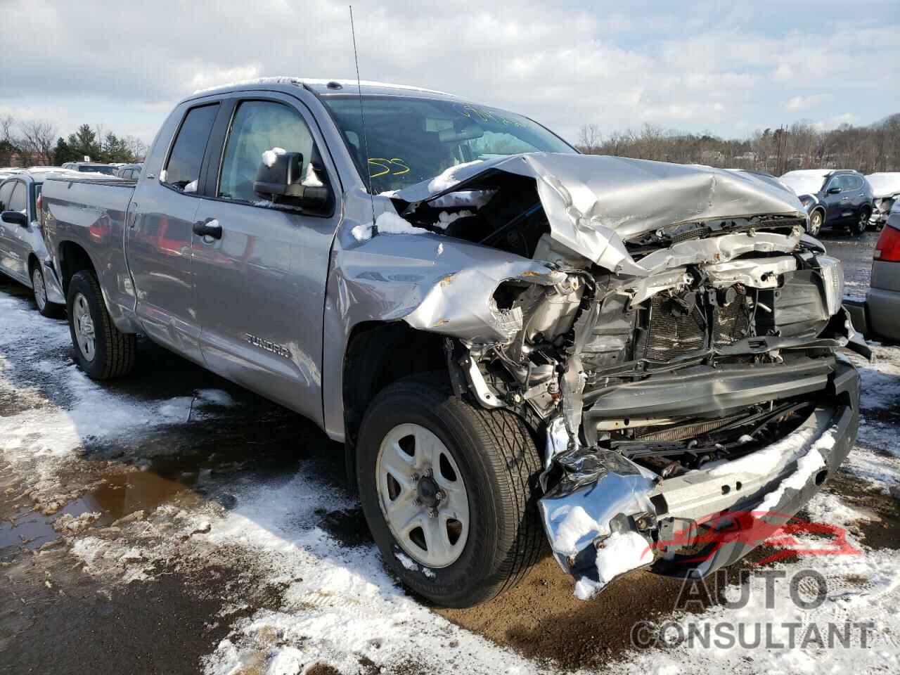 TOYOTA TUNDRA 2017 - 5TFUM5F10HX069972