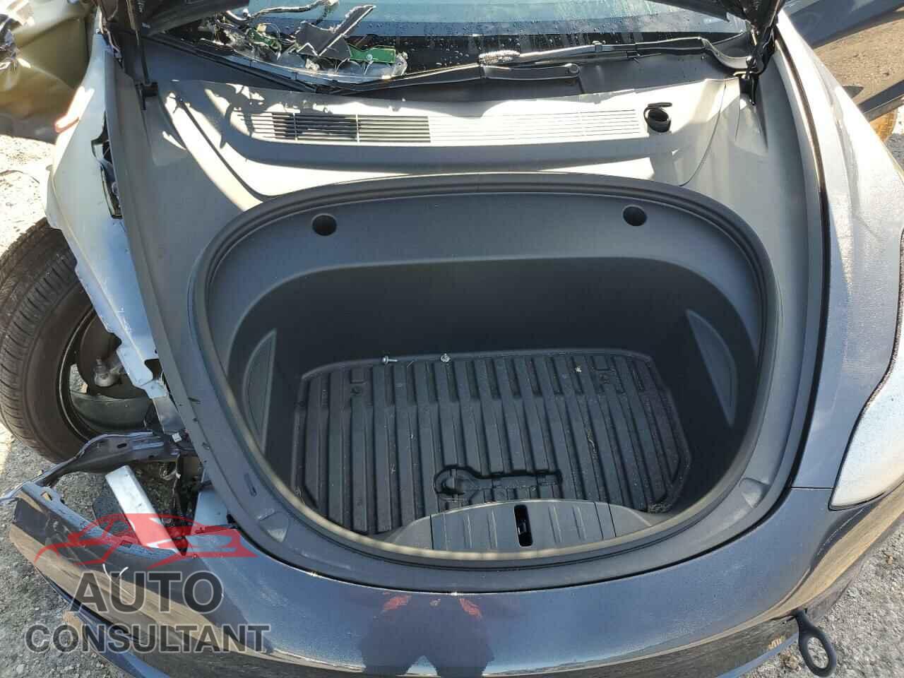 TESLA MODEL 3 2023 - 5YJ3E1EA4PF383460