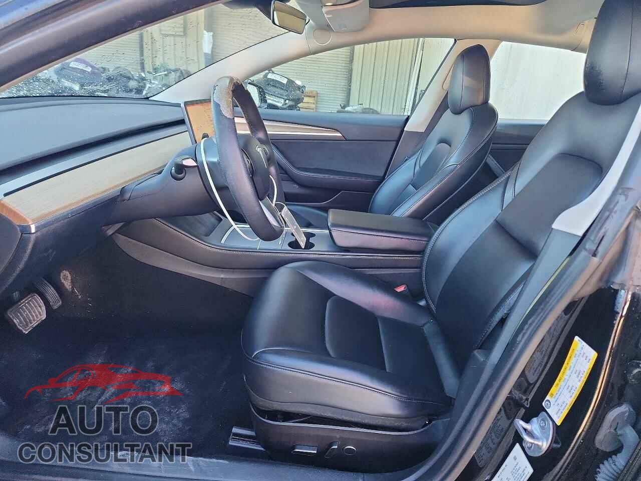 TESLA MODEL 3 2023 - 5YJ3E1EAXPF449719