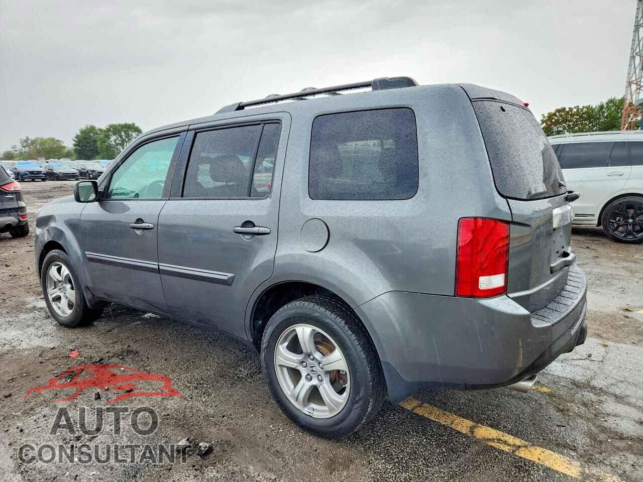 HONDA PILOT 2013 - 5FNYF4H53DB027533