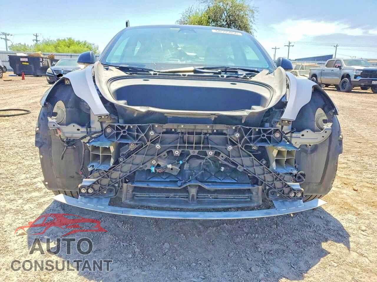 TESLA MODEL 3 2023 - 5YJ3E1EA2PF565707