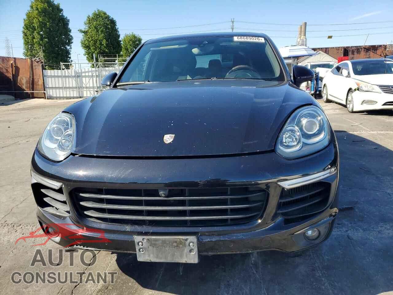 PORSCHE CAYENNE 2016 - WP1AF2A27GKA40944