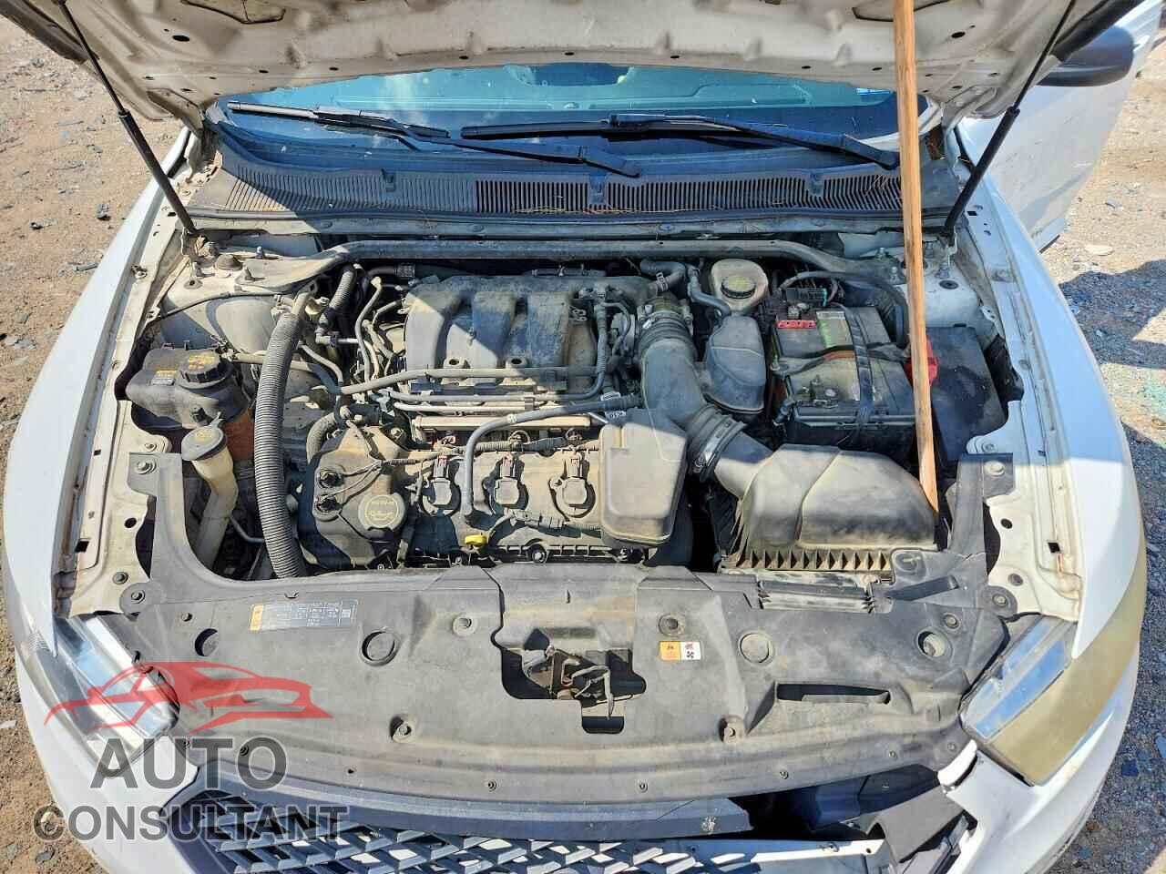 FORD TAURUS 2016 - 1FAHP2MK5GG110247