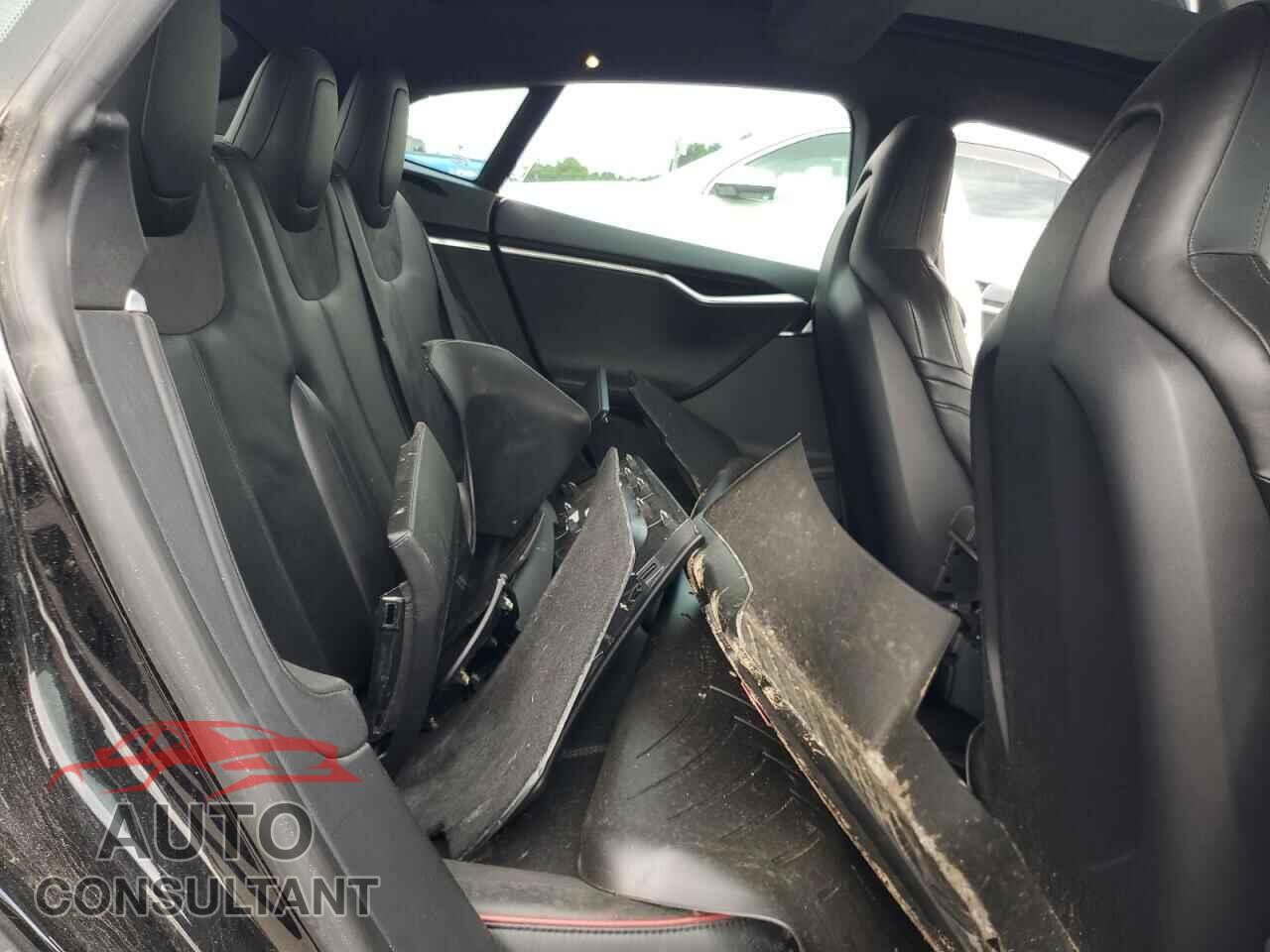 TESLA MODEL S 2014 - 5YJSA1H26EFP67457