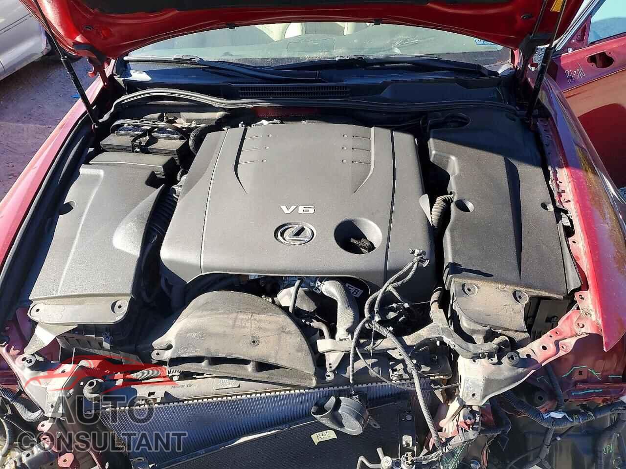 LEXUS IS 2012 - JTHCF5C27C5056528