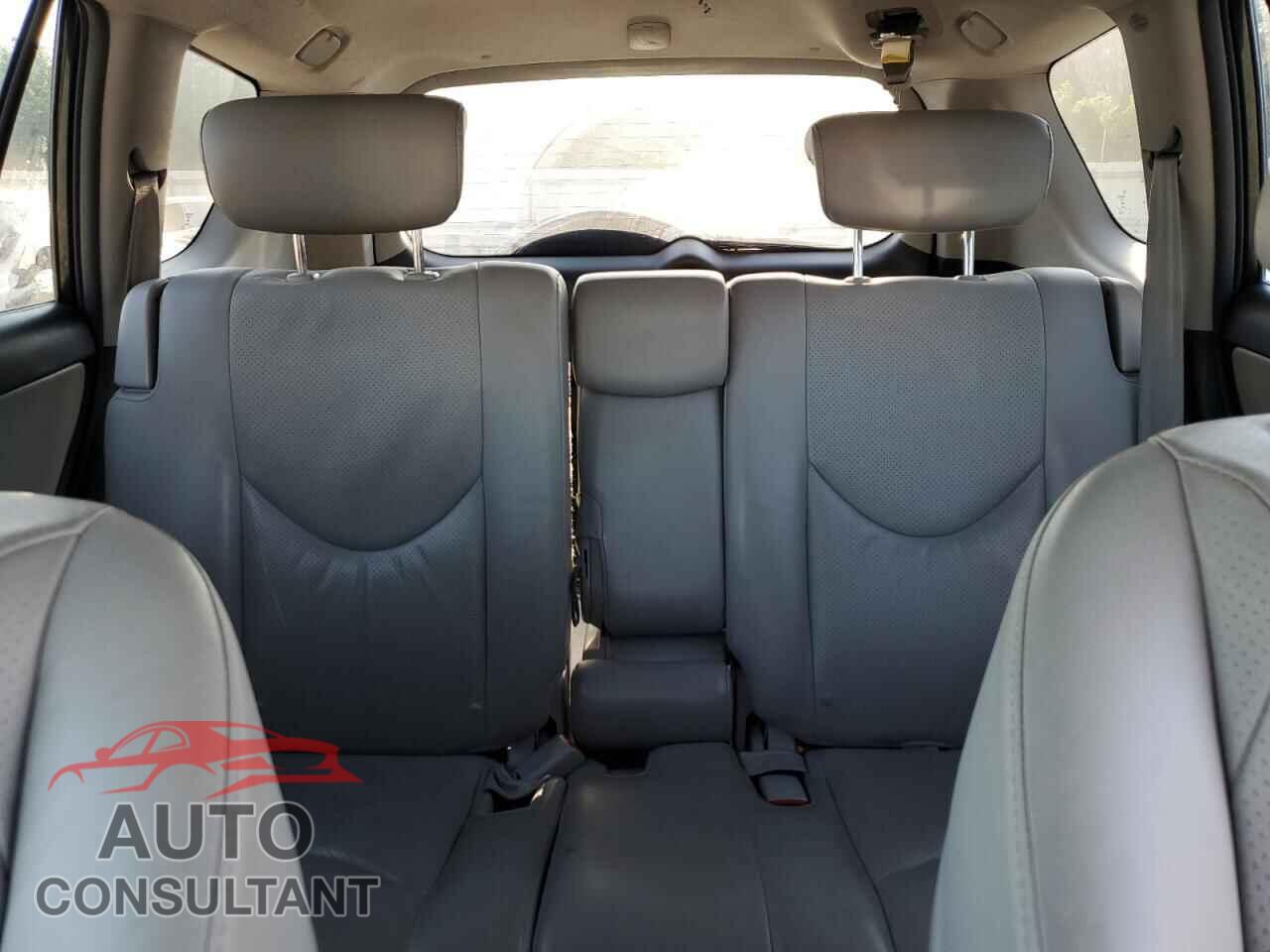 TOYOTA RAV4 2011 - 2T3DF4DV2BW113623