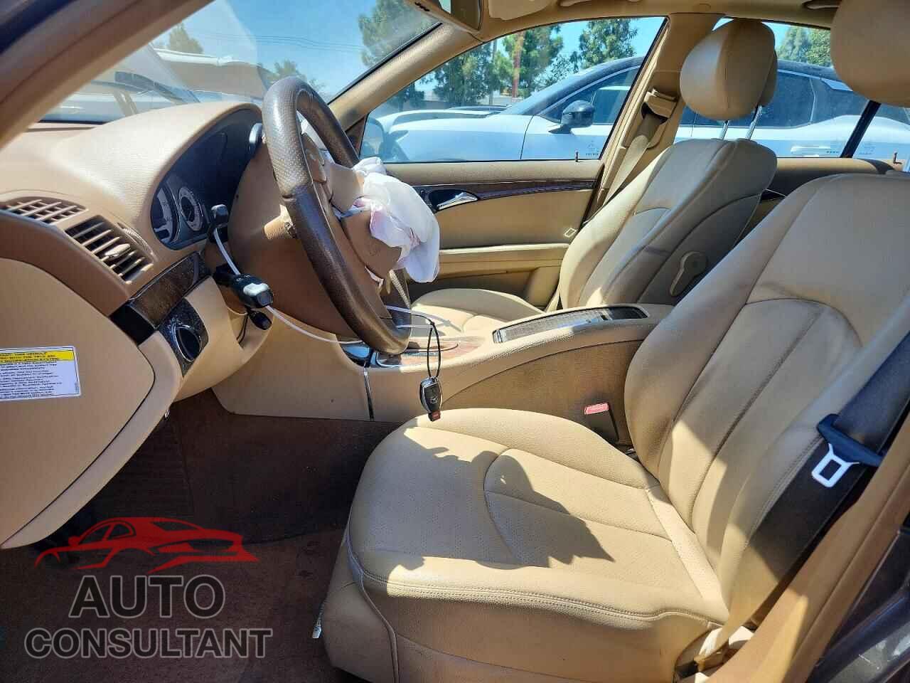 MERCEDES-BENZ E-CLASS 2009 - WDBUF56X29B418934