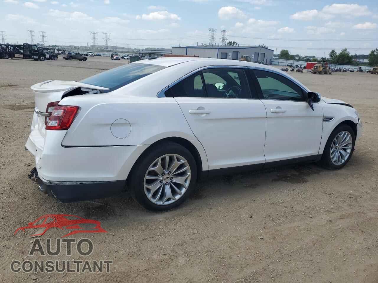 FORD TAURUS 2017 - 1FAHP2J88HG116828
