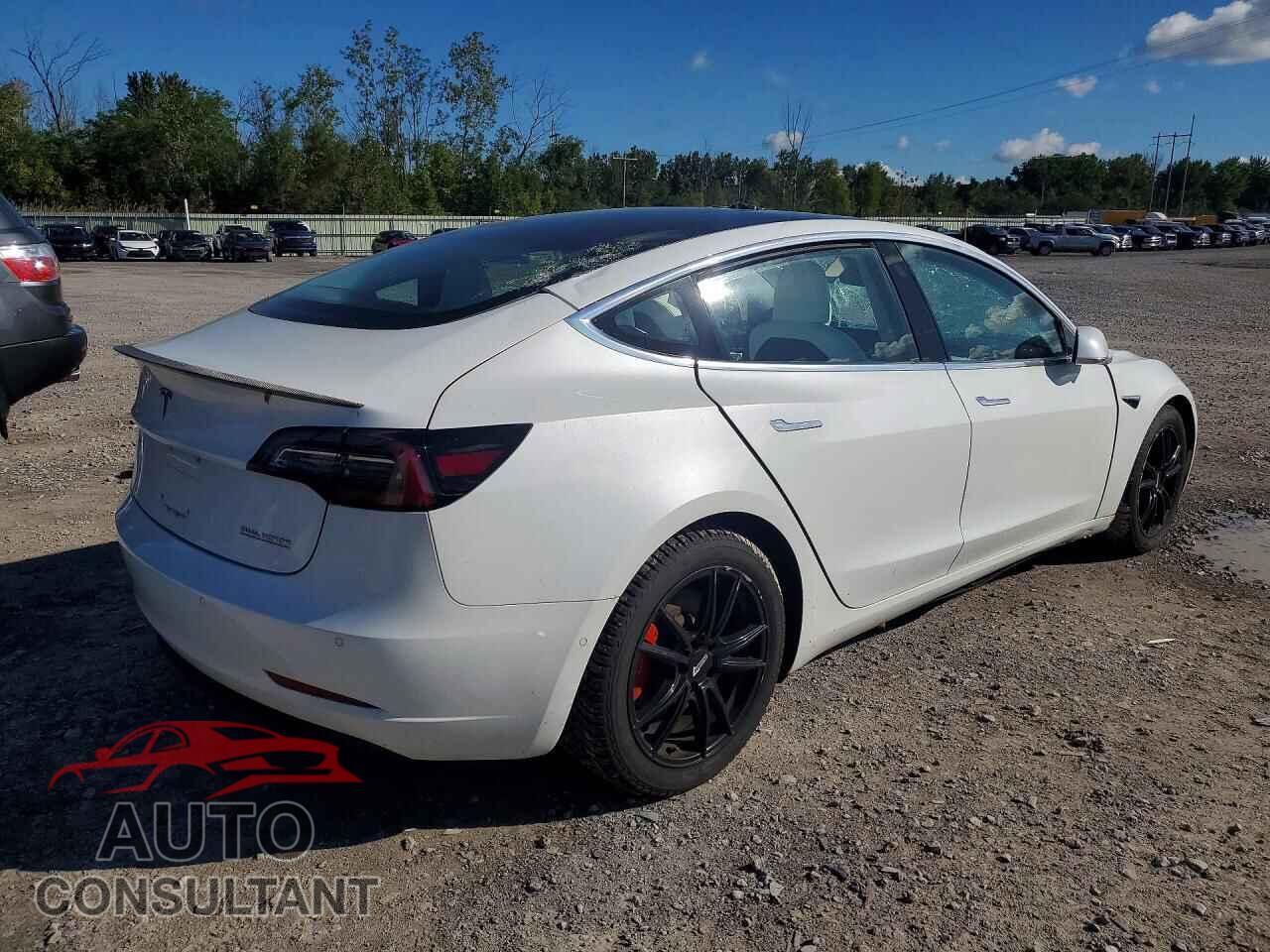 TESLA MODEL 3 2018 - 5YJ3E1EB2JF074666