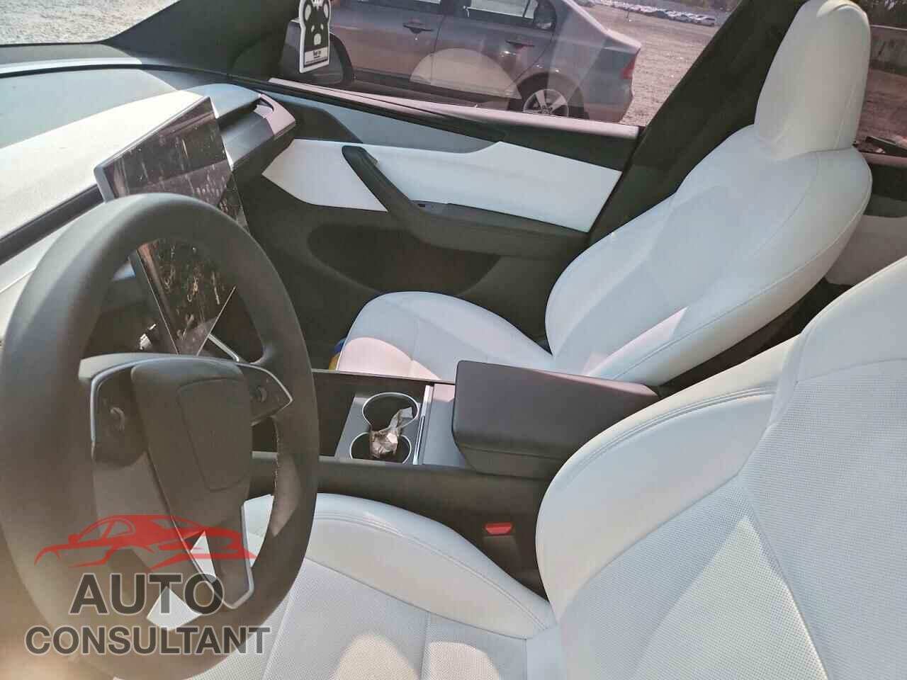 TESLA MODEL Y 2026 - 7SAYGDEDXTF596891