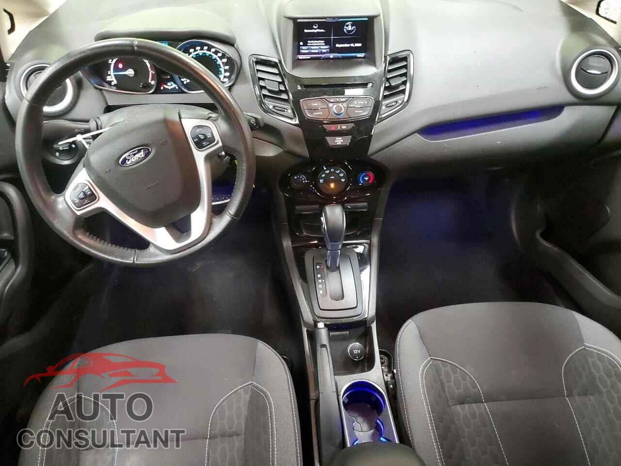 FORD FIESTA 2014 - 3FADP4EJ2EM163054