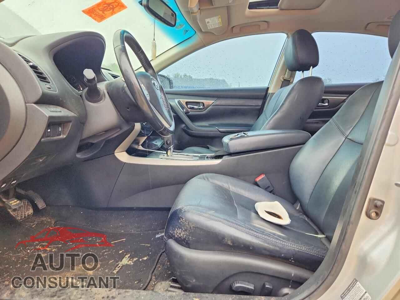 NISSAN ALTIMA 2013 - 1N4AL3AP0DC244587