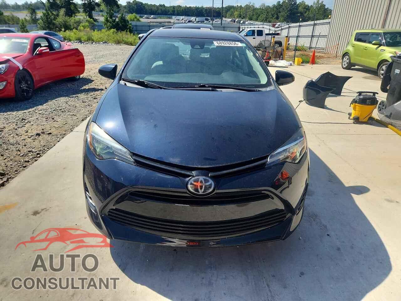 TOYOTA COROLLA 2018 - 5YFBURHE6JP819829