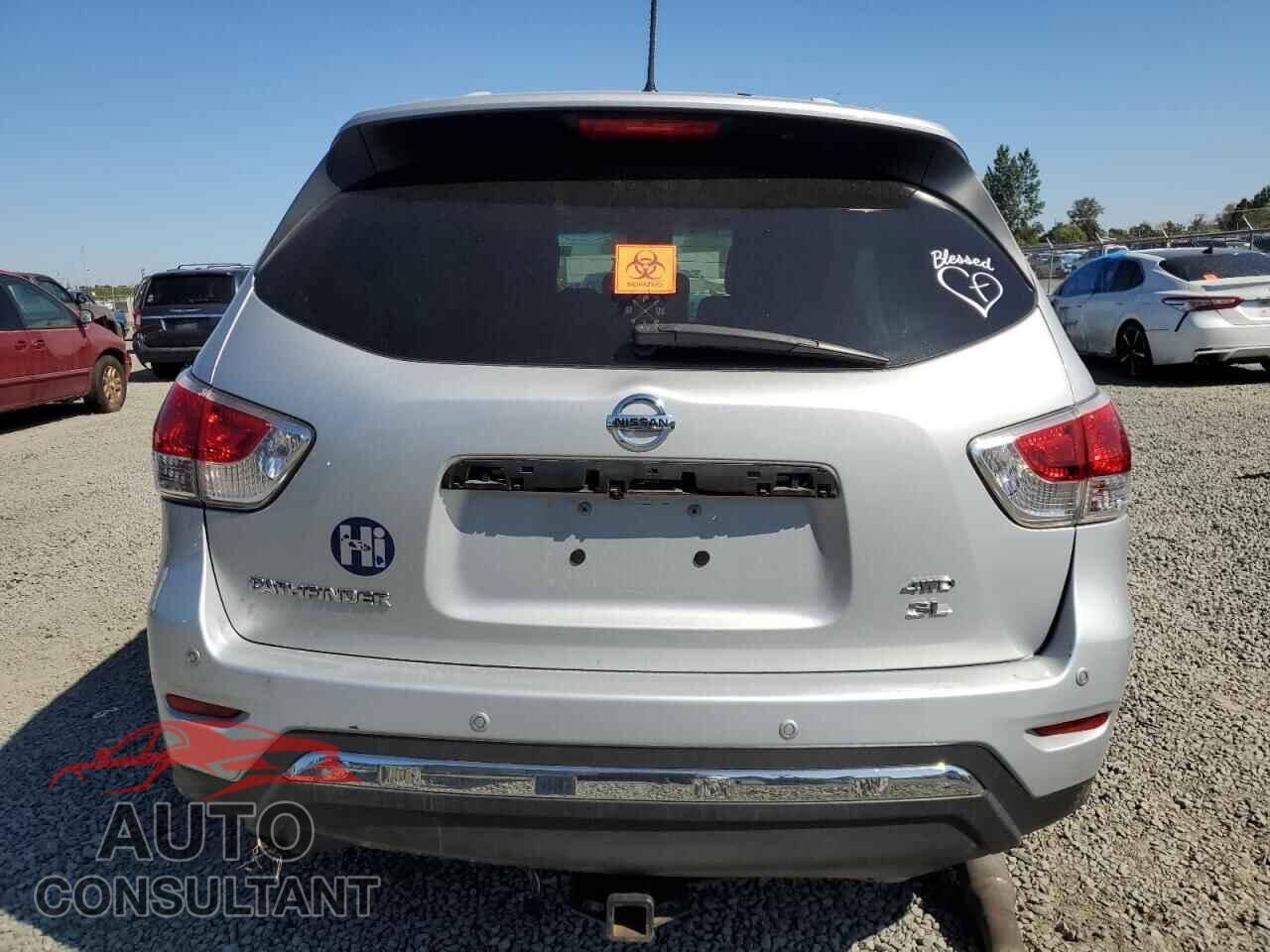 NISSAN PATHFINDER 2013 - 5N1AR2MM2DC636292