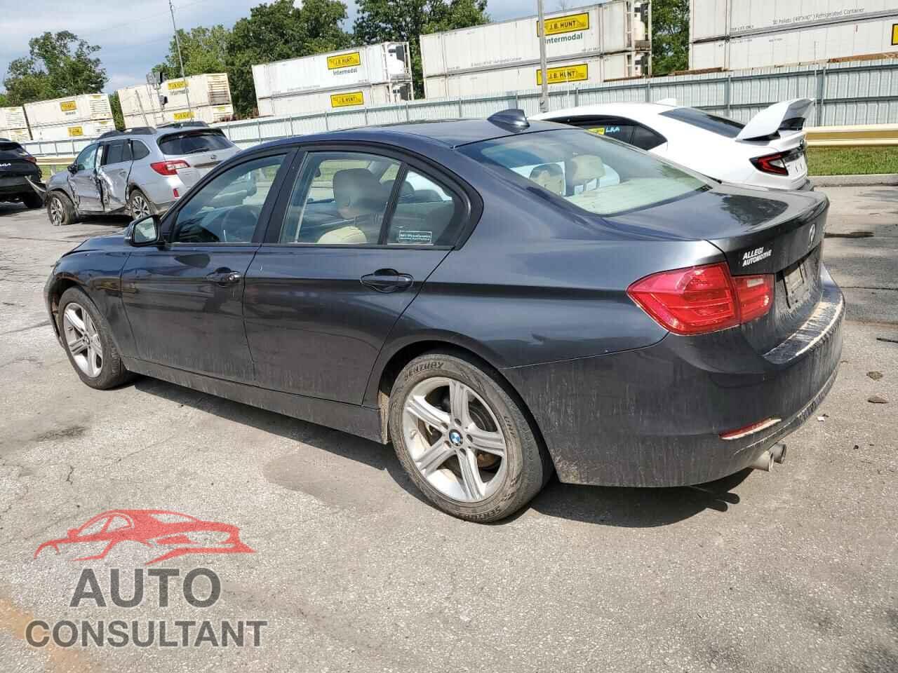 BMW 3 SERIES 2013 - WBA3A5C51DF355807