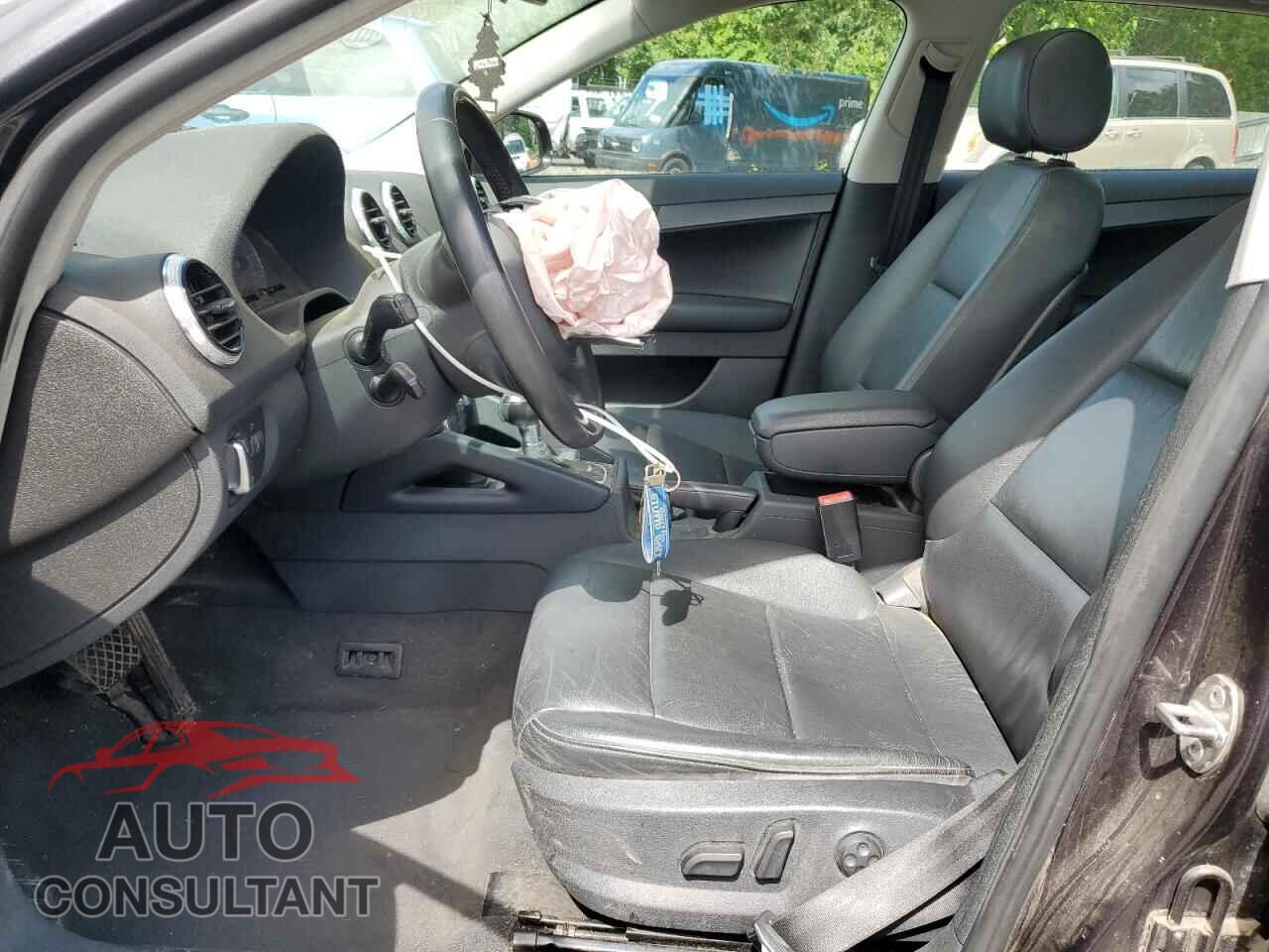 AUDI A3 2012 - WAUBEAFM9CA105500