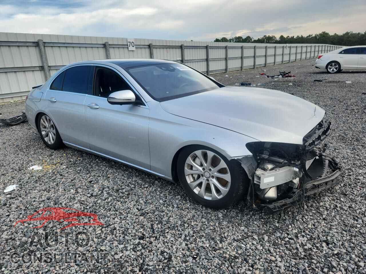 MERCEDES-BENZ E-CLASS 2017 - WDDZF4KB2HA208565