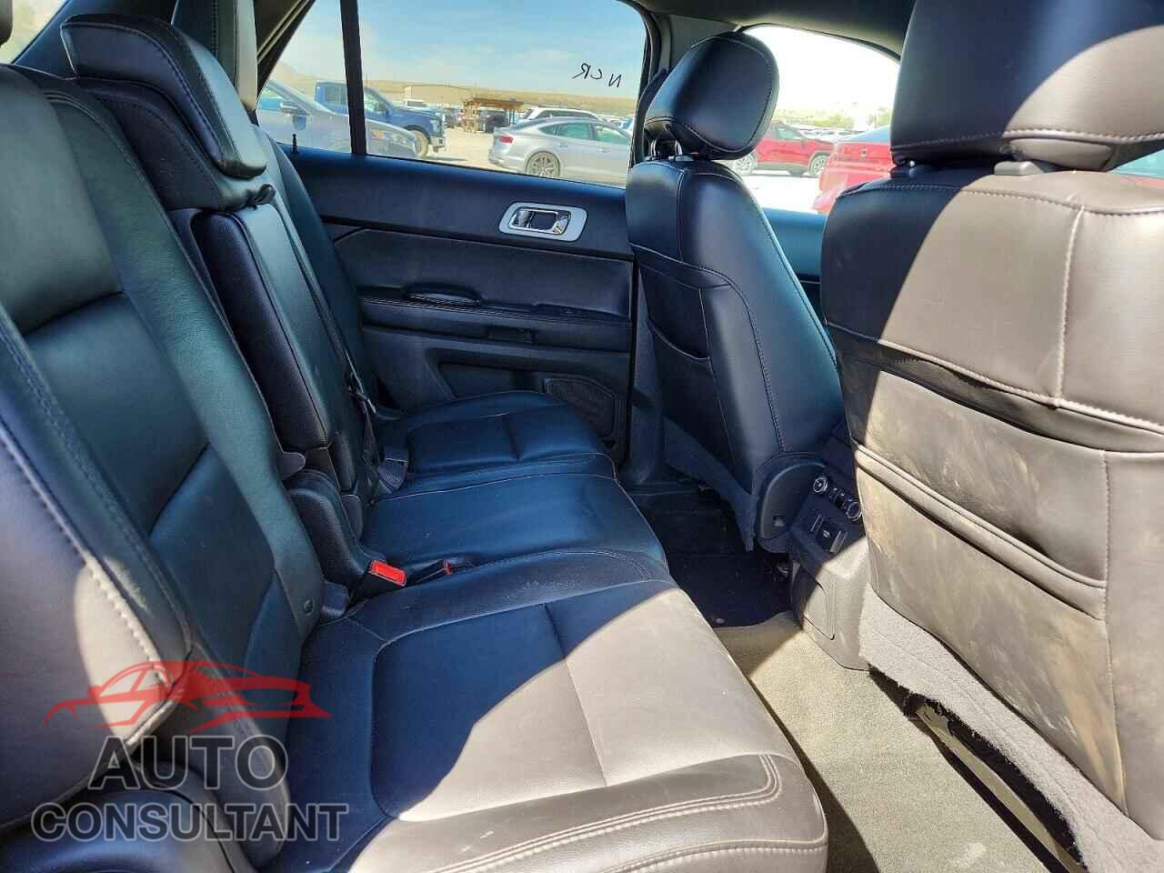 FORD EXPLORER 2015 - 1FM5K8F89FGA04118