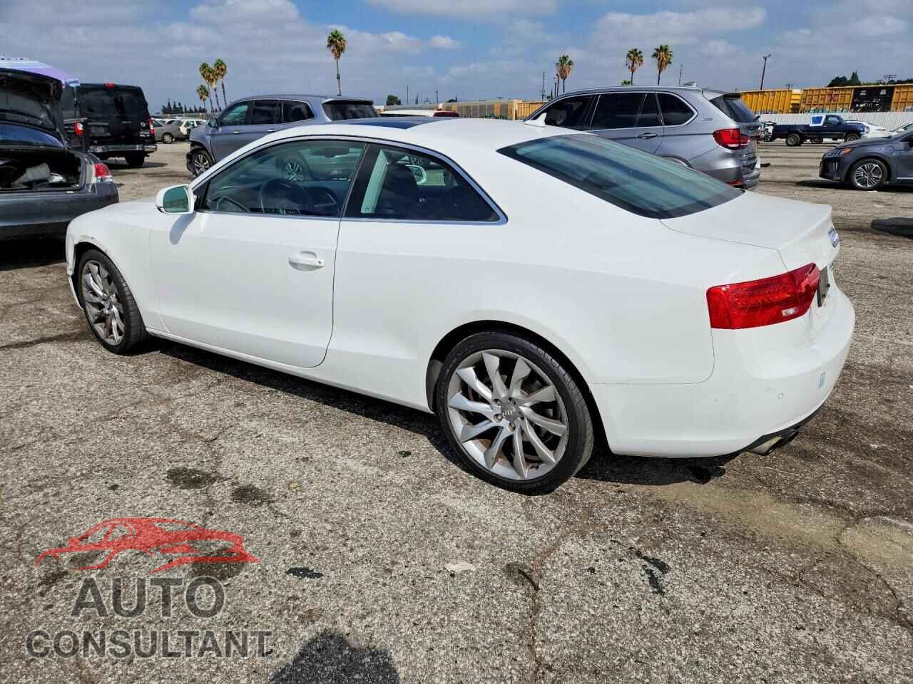 AUDI A5 2014 - WAULFAFR1EA024507