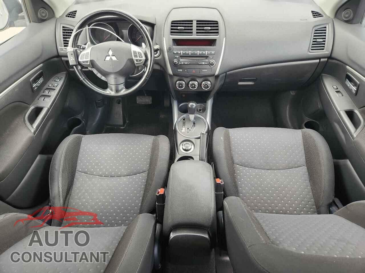 MITSUBISHI OUTLANDER 2012 - JA4AR4AU8CZ001846