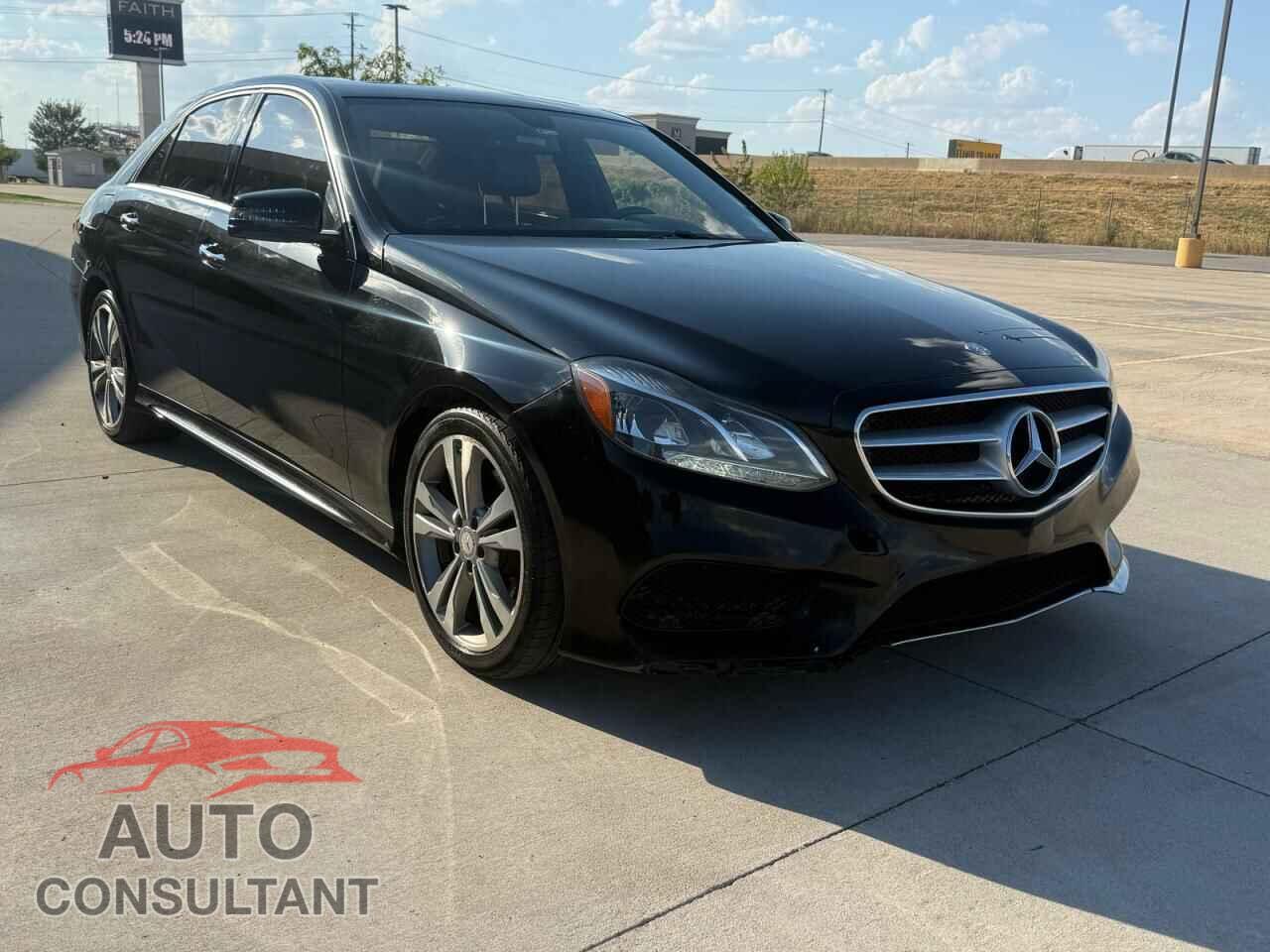 MERCEDES-BENZ E-CLASS 2015 - WDDHF5KB0FB148732
