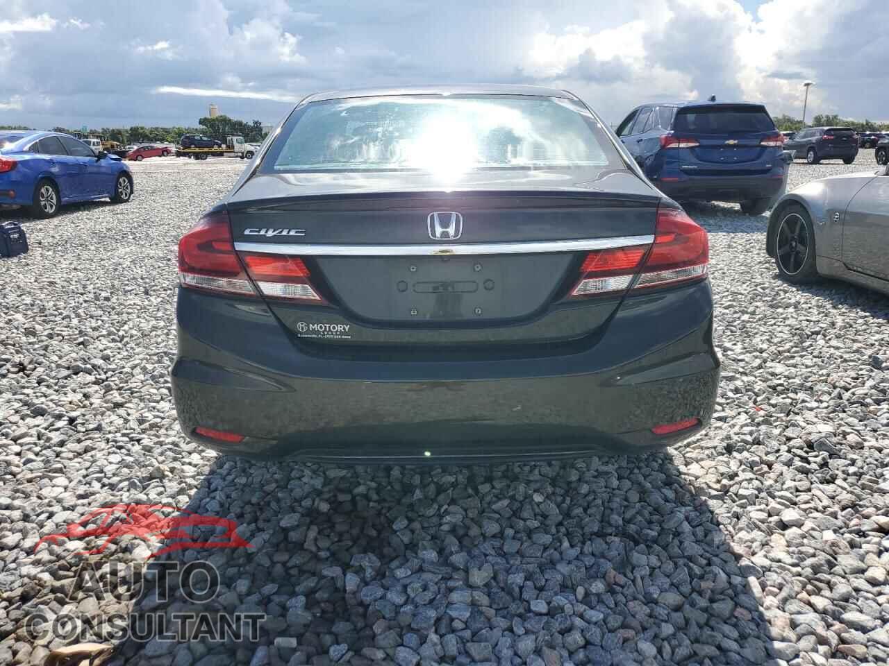 HONDA CIVIC 2013 - 2HGFB2F83DH504672