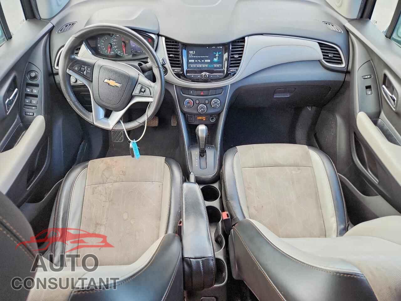 CHEVROLET TRAX 2017 - 3GNCJLSB7HL227735