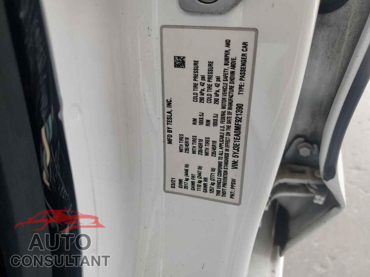 TESLA MODEL 3 2021 - 5YJ3E1EA0MF921390