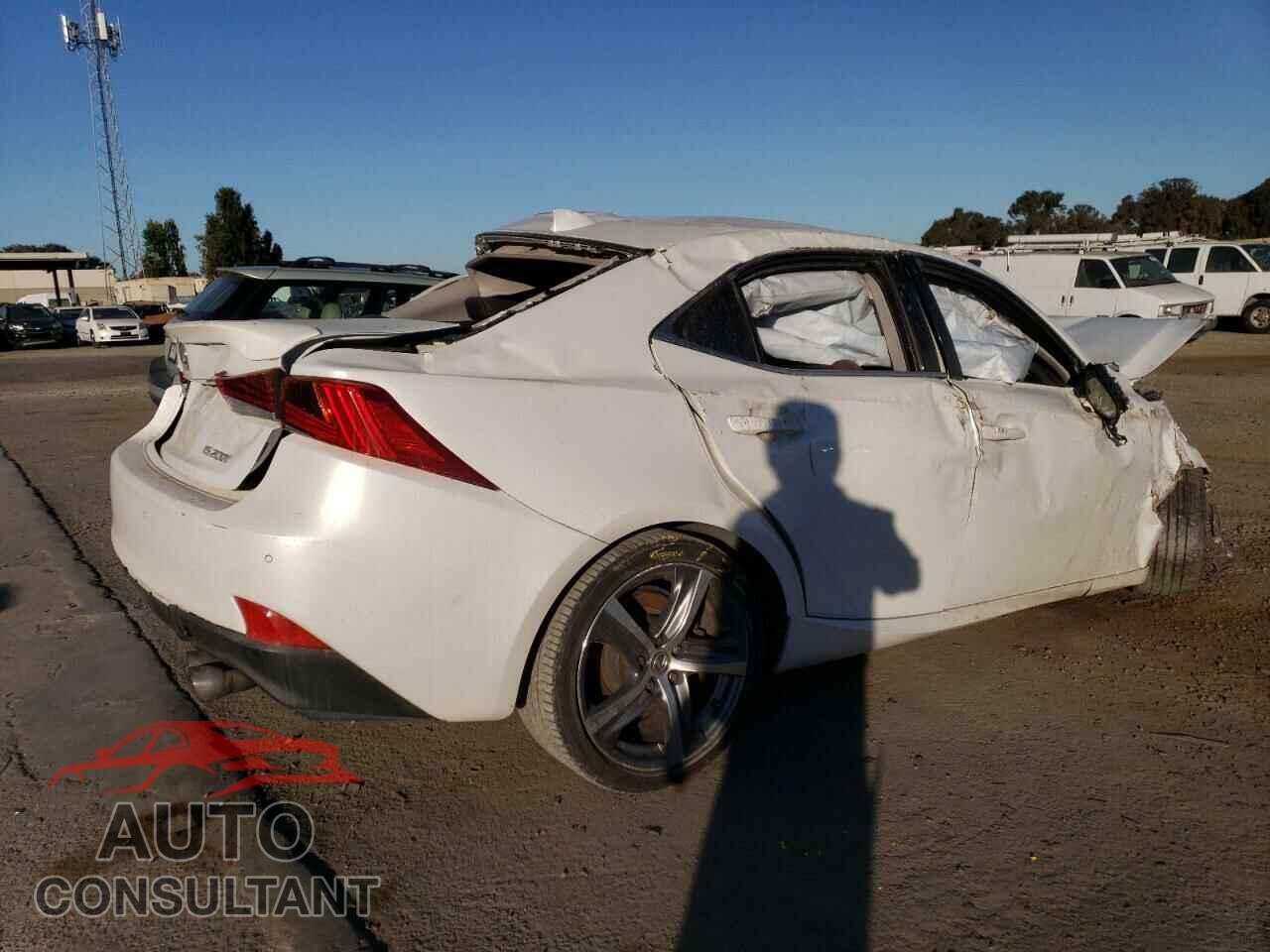 LEXUS IS 2017 - JTHBA1D26H5040961