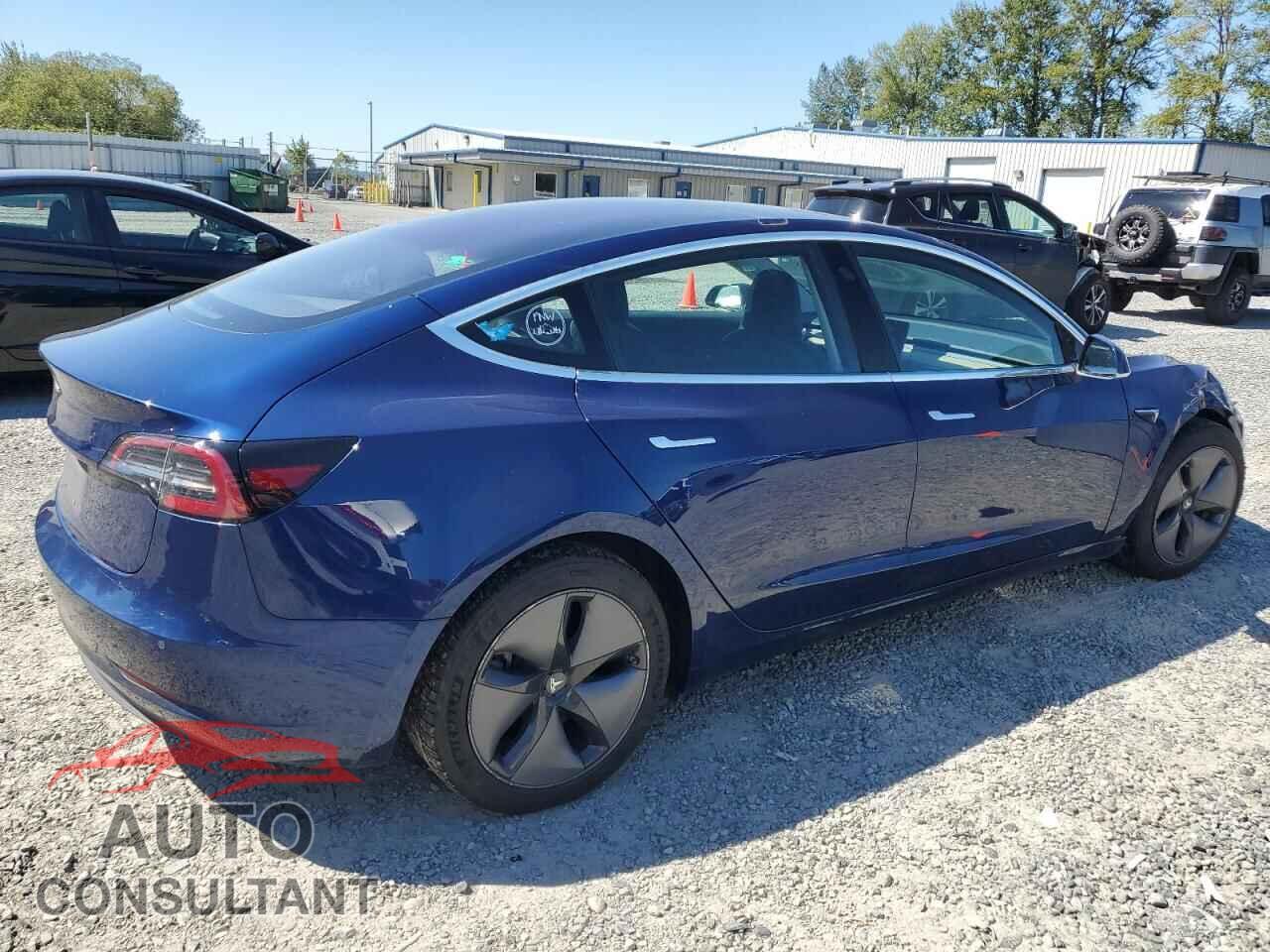 TESLA MODEL 3 2018 - 5YJ3E1EA7JF014695