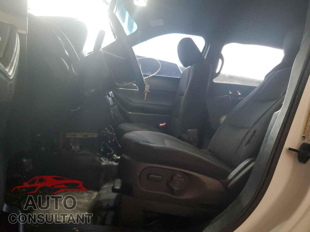FORD EXPLORER 2018 - 1FM5K8AR3JGA84296